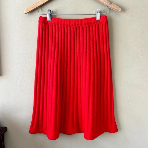 Vintage 1970s Ballantyne Berk of Burlington Arcade Scotland Red Cashmere Skirt S - Picture 3 of 8